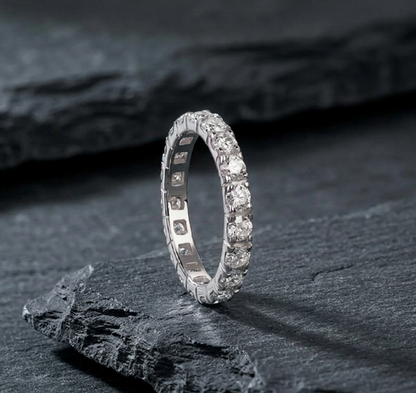 The Eternal Radiance Full Eternity Band