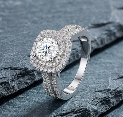 The Isola Double Halo Prism Ring