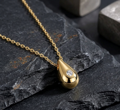 The Aura Teardrop Pendant in 18ct Gold Vermeil