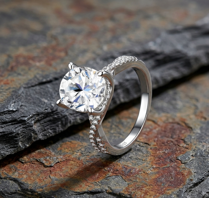 The Aurelia Oval Moissanite Statement Ring